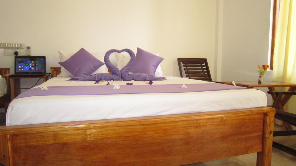 Hotel Gayan'S Удавалаве Номер фото